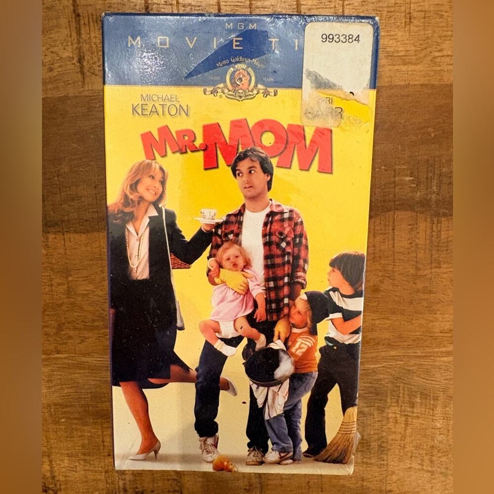 Brand New Sealed VHS Mr Mom 1983 starring Michael Keaton and Teri Garr